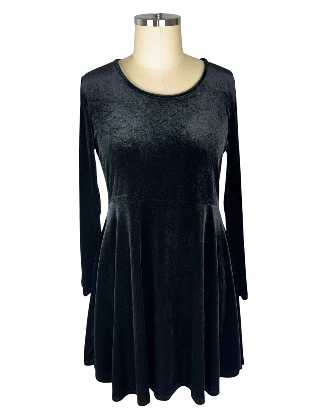 Alison Andrews Black Velvet Dress Large L Fit Flare Long Sleeve Goth Grung